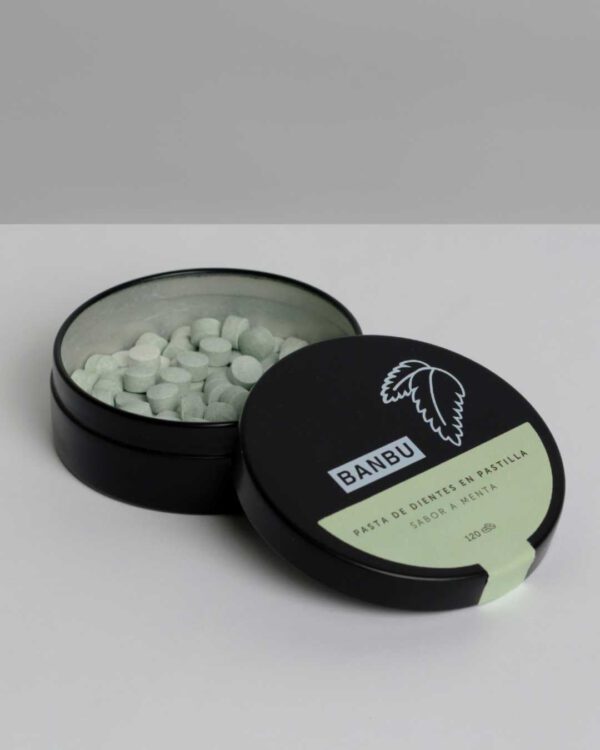 Marca: BANBU. Imagen: 1.Producto_Packaging_4ef95539-fd26-41c6-8dbc-7b59d16cc98b.jpg. Pasta de Dientes en Pastilla ECO WINTER. 120 pastillas.