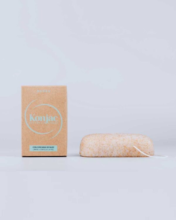 Marca: BANBU. Imagen: Esponja_corporal_konjac_packaging.jpg. Esponja Konjac Corporal Exfoliante con Nuez