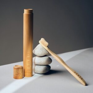 Marca: BANBU. Imagen: Funda_de_Madera_para_Cepillo_de_Dientes.jpg. Funda de Madera para Cepillo de Dientes