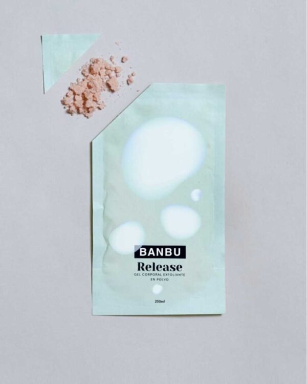 Marca: BANBU. Imagen: Gel_en_polvo_Release_packaging.jpg. Gel de Ducha en Polvo ECO Exfoliante RELEASE. 30gr./250ml.