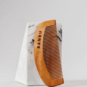 Marca: BANBU. Imagen: Peinedebambu.jpg. Peine de Madera