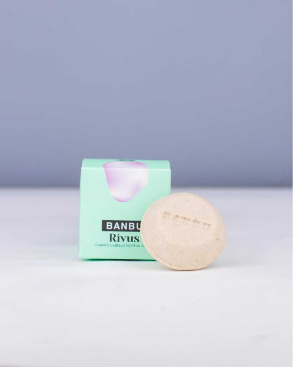 Marca: BANBU. Imagen: Producto_Packaging_6485389a-2f82-4586-a6f9-eb7831f8bf9f.jpg. Champú Sólido ECO Hidratante Cabello Normal y Seco RIVUS. 75gr.