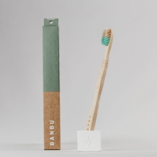 Marca: BANBU. Imagen: cepillo_de_dientes_suaves_verde.jpg. Cepillo de Dientes de Madera Cerdas Suaves