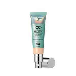 Marca: IT COSMETICS. Imagen: 195704.jpg. IT COSMETICS. CC+ NATURAL MATTE base de maquillaje en crema SPF40 #Fair 32 ml