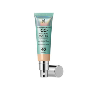 Marca: IT COSMETICS. Imagen: 195706.jpg. IT COSMETICS. CC+ NATURAL MATTE base de maquillaje en crema SPF40 #Light 32 ml